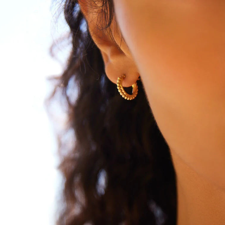 NAJO CHIA HOOP EARRING GOLD PLATED