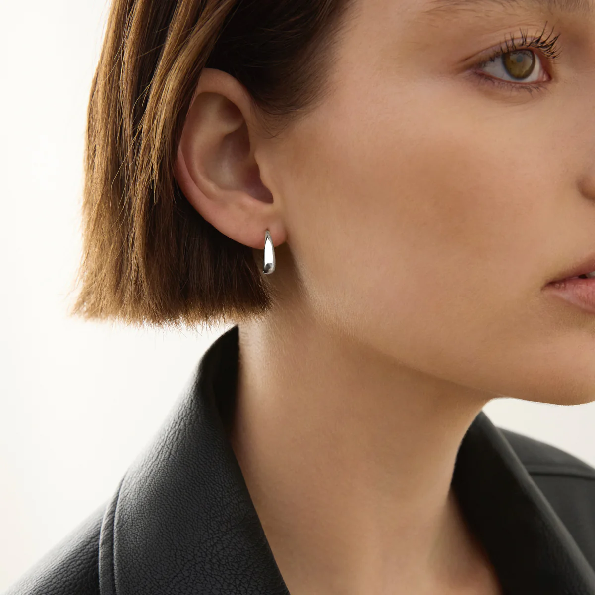 NAJO LA MUSE STUD EARRING