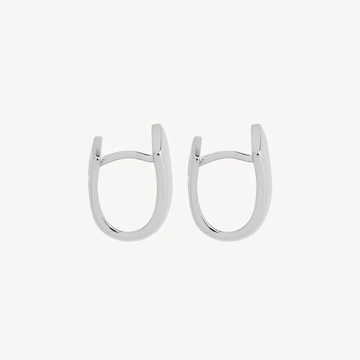NAJO VERSAILLES HUGGIE EARRING