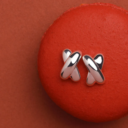NAJO BISOUS STUD EARRING