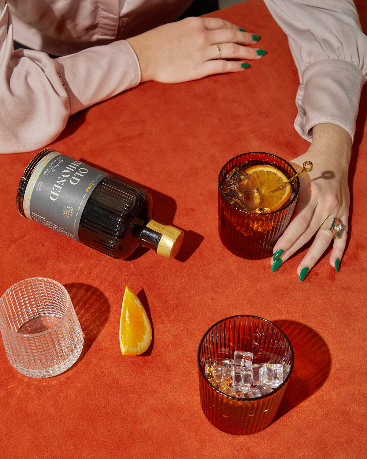 HERE'S HOW SCOUT LOWBALL GLASS SET 2 AMBER