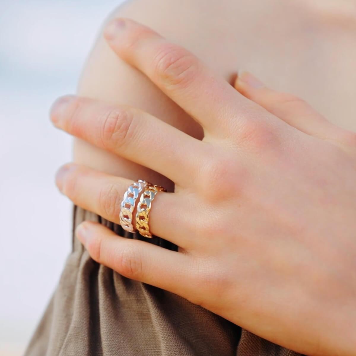 Curb chain ring by Najo Curb chain ring by Najo