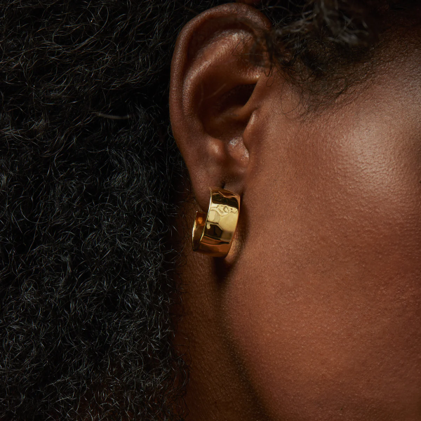 NAJO GOLD PLATED LA DOLCE VITA HOOP EARRING