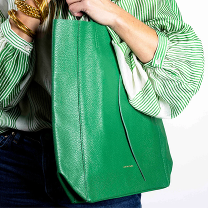 MAISON FANLI LARGE TOTE VERT [CLR:VERT]