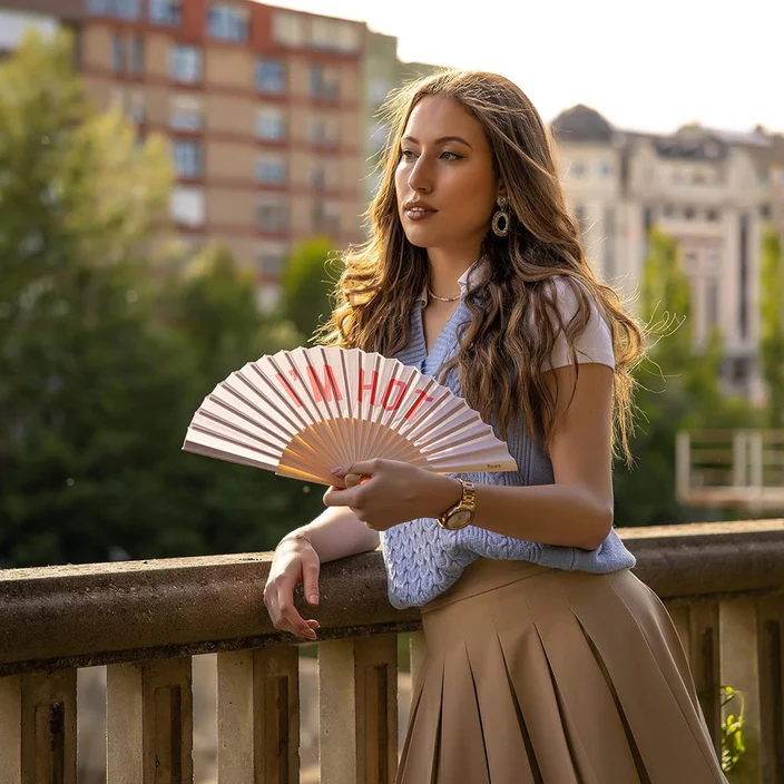 HAND FAN 'I'M HOT' BEIGE