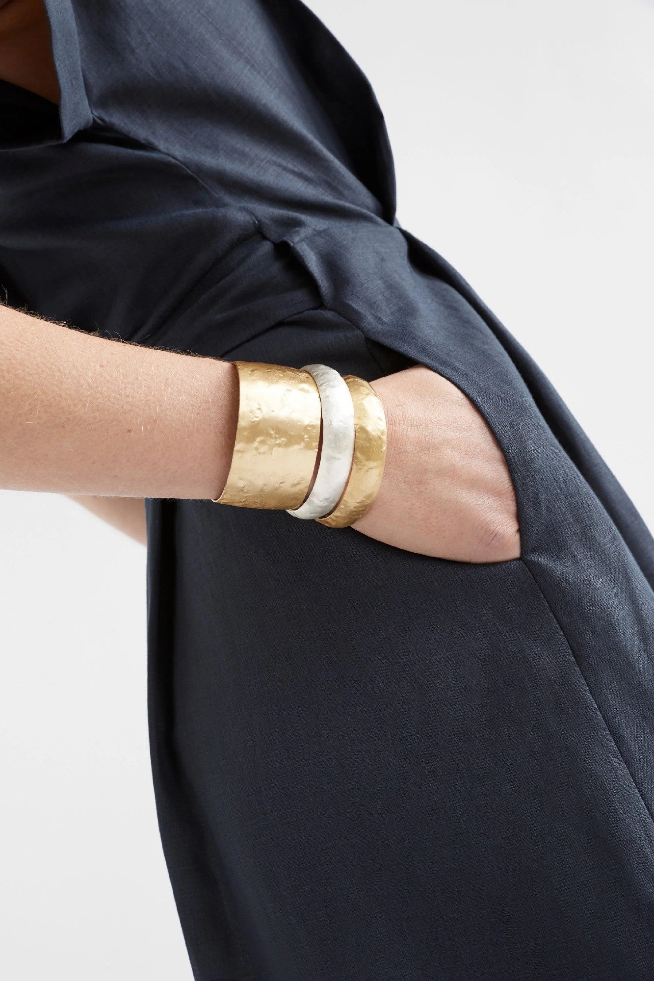 ELK THIN CUFF BANGLE GOLD GILD